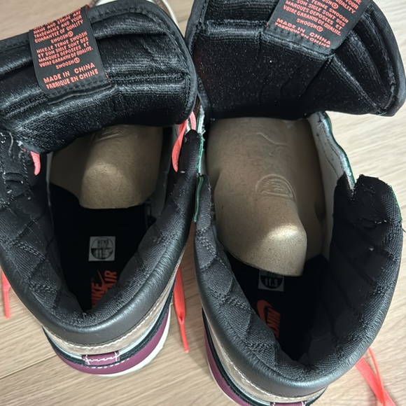 Air Jordan 1 Retro High OG (DH3097) - Picture 7 of 16